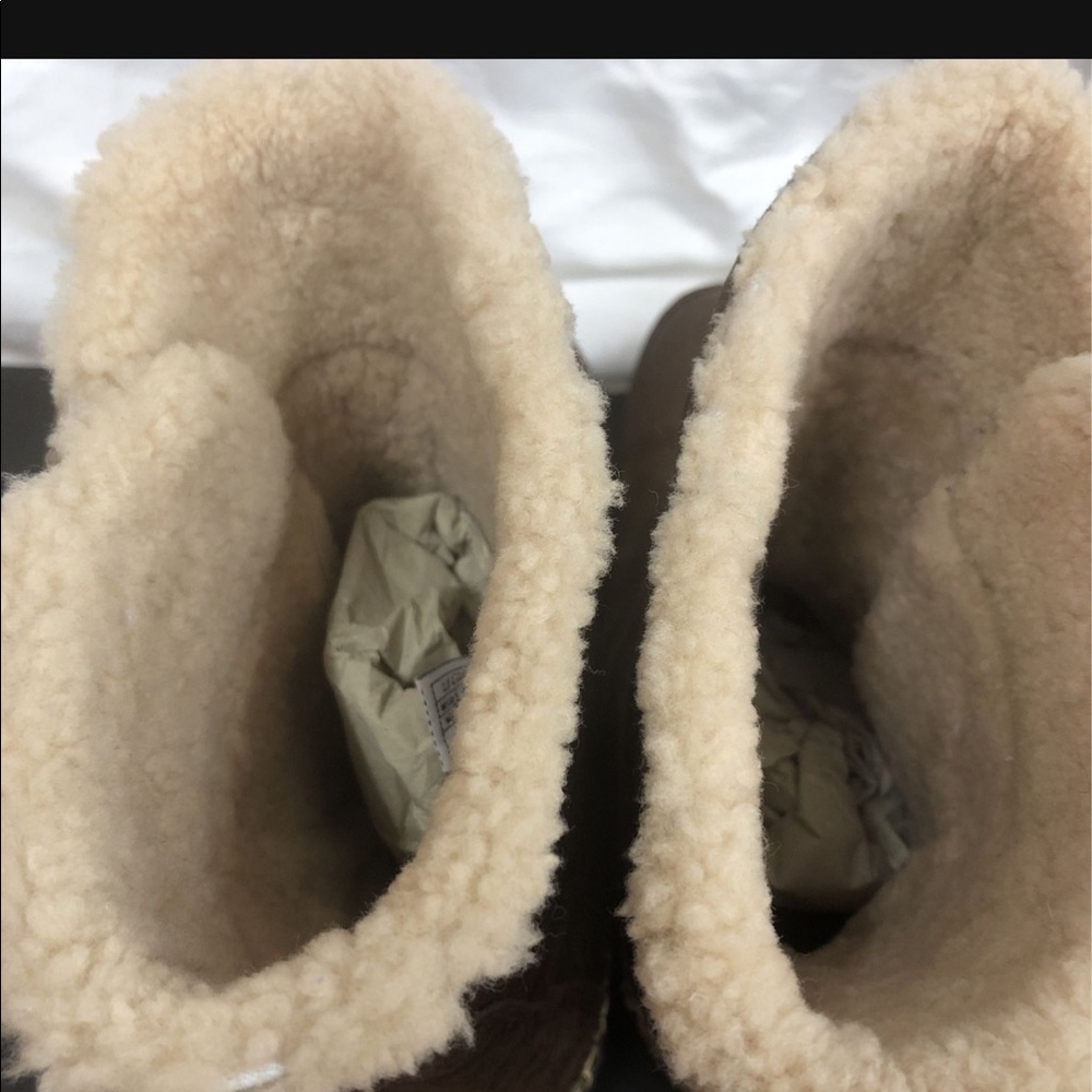 Ugg Winter Boots - image 5